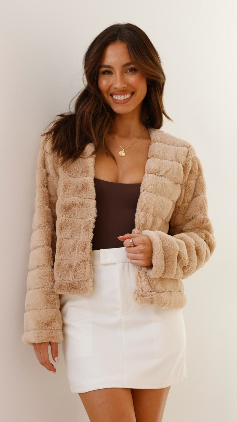 Drune | Luxuriöse Damen-Crop-Jacke