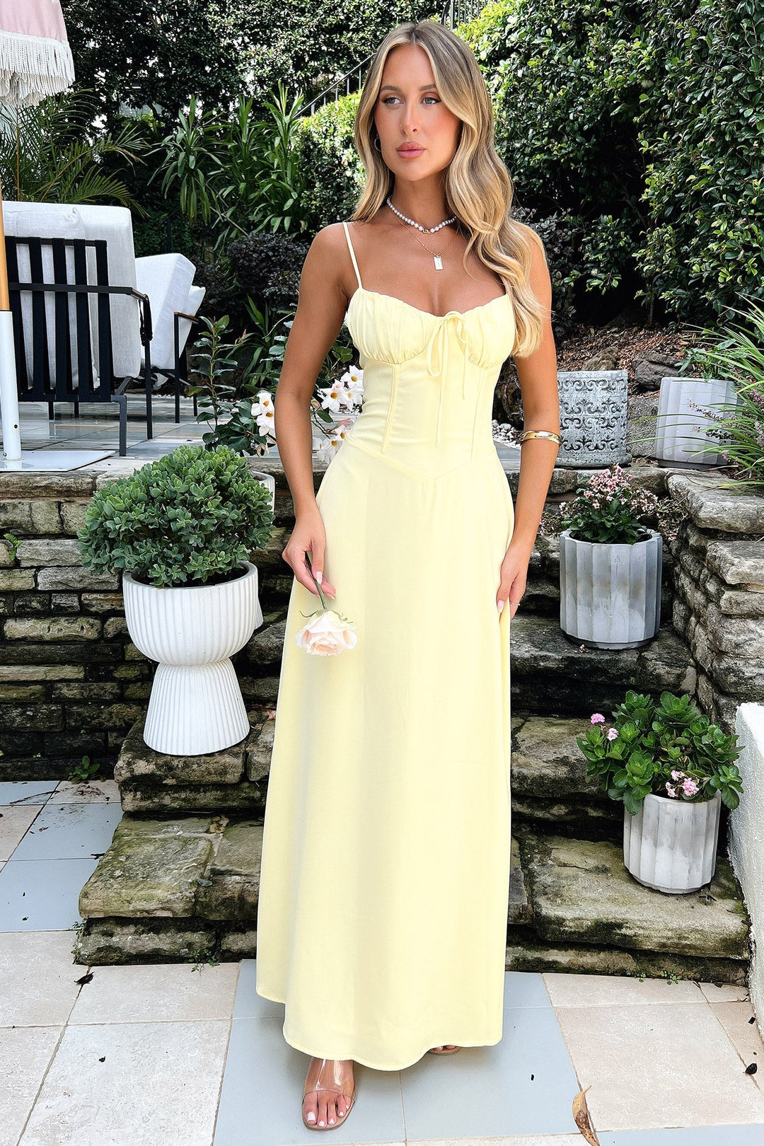 Elegantes Damen-Maxi-Kleid mit Spaghettiträgern für festliche Anlässe | Drune