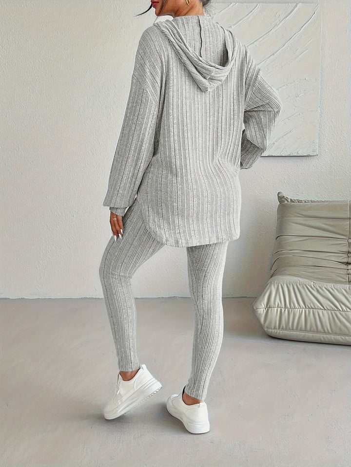 Drune | Geripptes Strick-Loungewear-Set