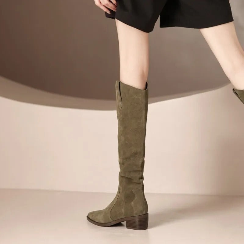 Drune - Vintage-Stiefel aus Wildleder mit Rüschen