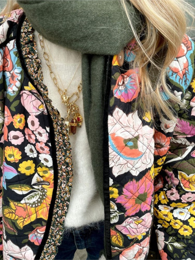 Drune | Künstlerische und einzigartige Jacke für Frauen