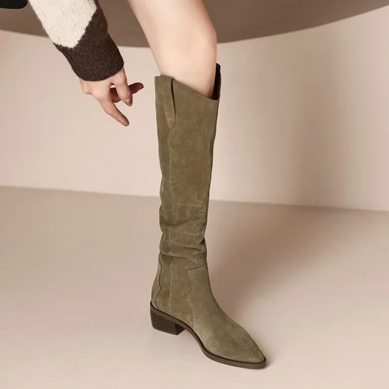 Drune - Vintage-Stiefel aus Wildleder mit Rüschen