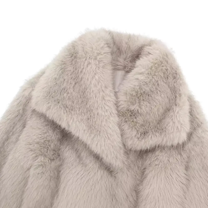 Drune | Glam Faux-Fur-Jacke