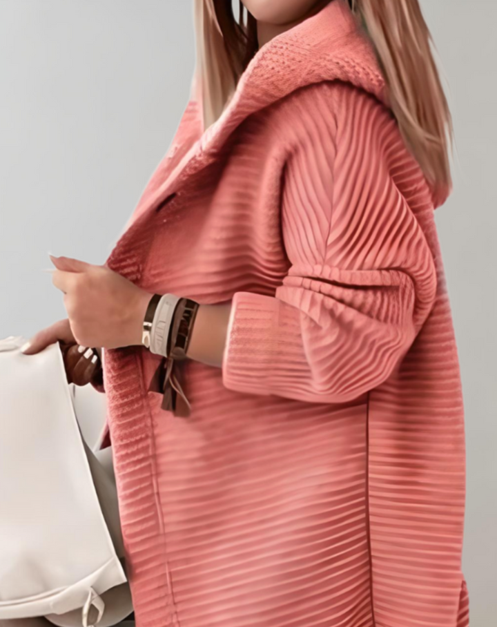 Drune | Übergroßer Hoodie aus gemütlichem und elegantem Strick