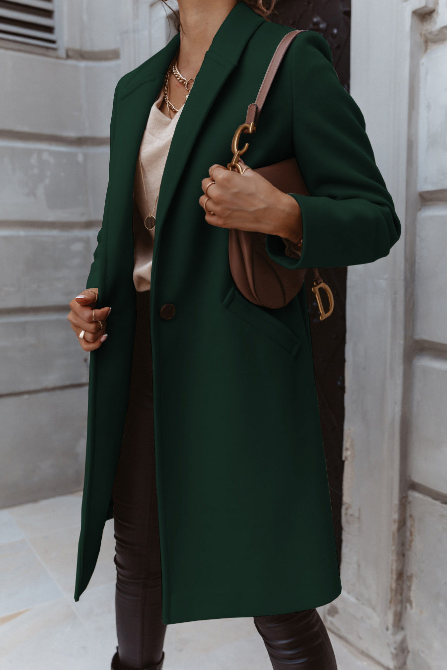 Drune | The List Burgunder Mantel