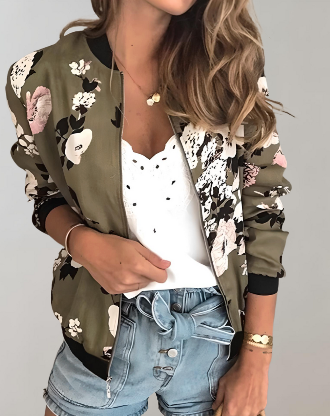 Drune | Kurzarm-Damenjacke mit floralem Muster