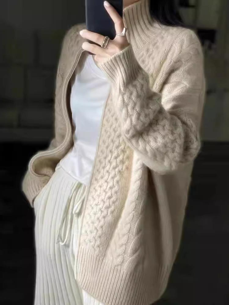 Drune | Dicke Gestrickte Rollkragen Strickjacke