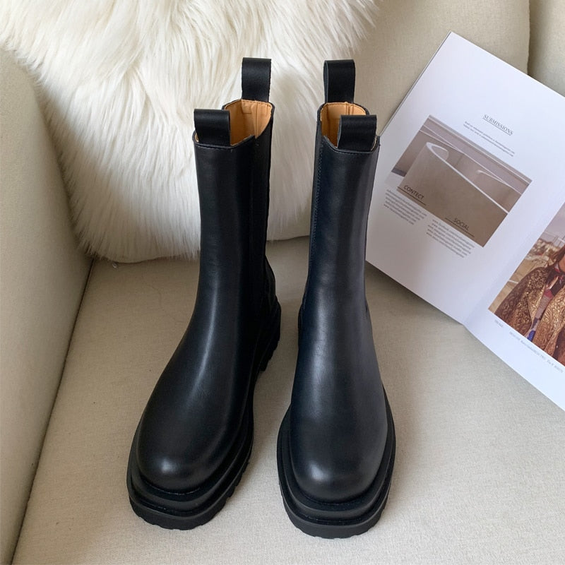 Drune | Stilvolle Damenstiefel, Geeignet Für Alle Jahreszeiten