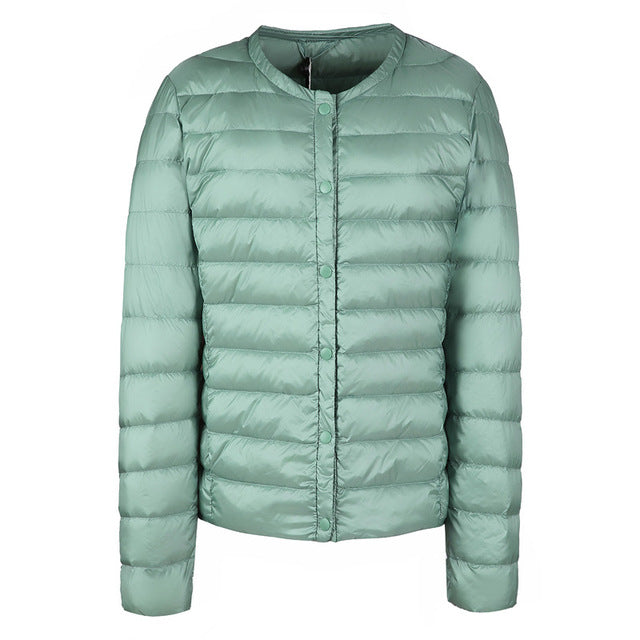 Drune | Elegance Essential" kragenlose kompakte Daunenjacke