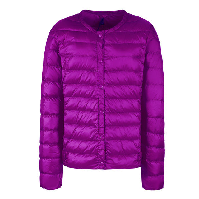 Drune | Elegance Essential" kragenlose kompakte Daunenjacke