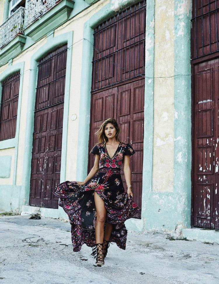 Drune | Kurzarm Plunging Ethnischer Druck Gypsy Kleid