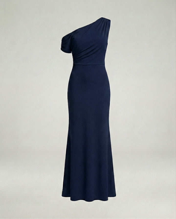 Figurbetontes elegantes Abendkleid asymmetrisch