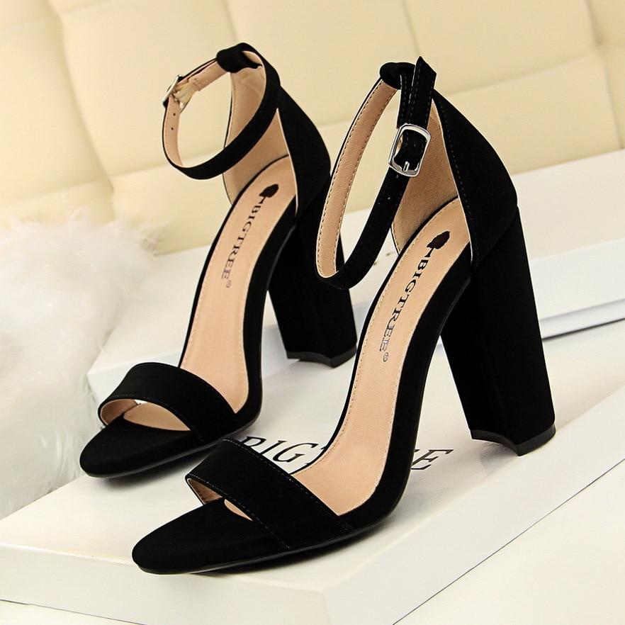Drune | Buckle Block High Heels Pumps
