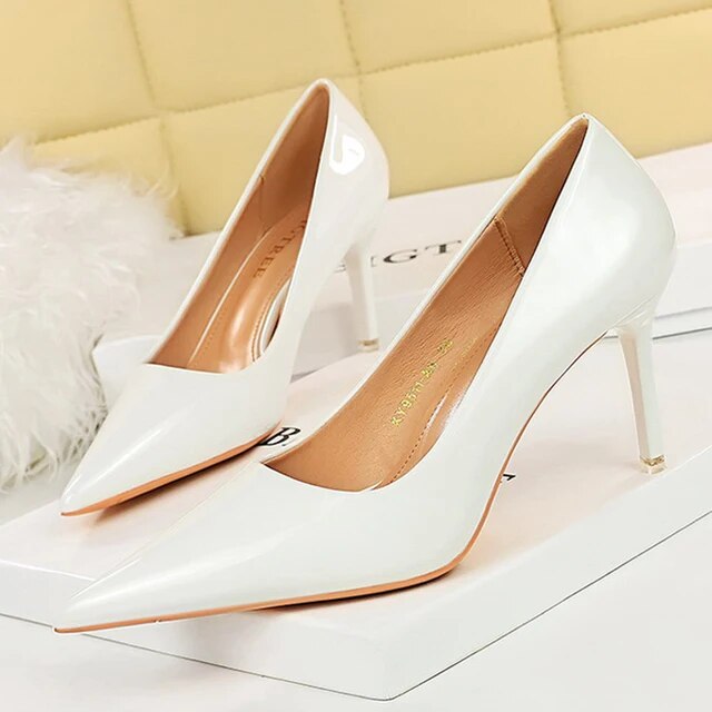 Drune | Damen High Heels Atembrecher Lackleder