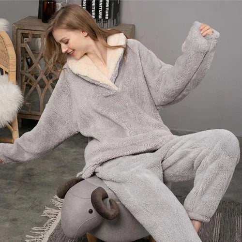 Drune - Pyjama-Set aus flauschigem Fleece für die Nacht