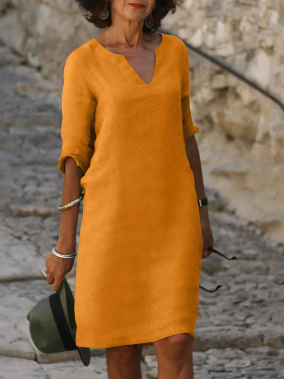 Drune | Stilvolles Kleid Mit Elegantem V-ausschnitt
