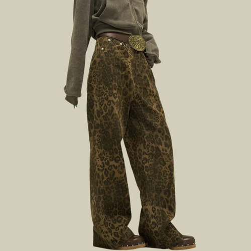 Drune | Virale Jeans mit Leopardenmuster