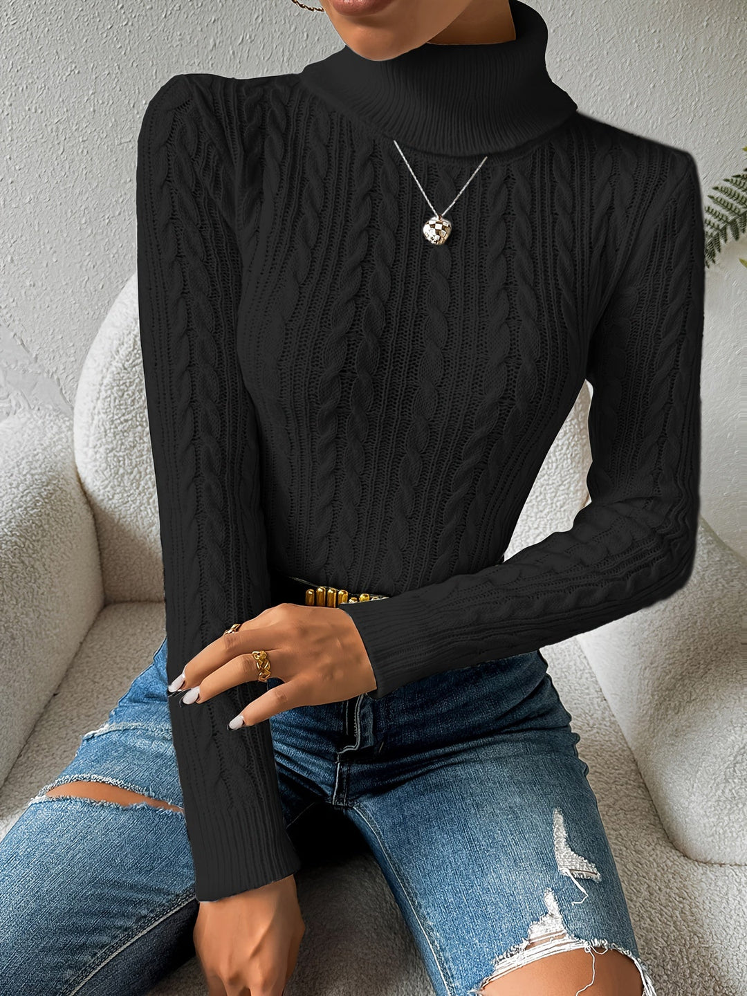 Drune | Solider Kabelstrick Rollkragenpullover für Frauen