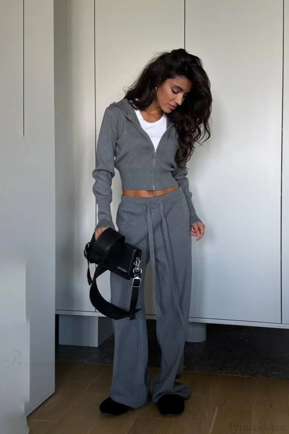 Drune | Strick Kurz Reißverschlussjacke Relaxed Pants Zwei-Teile Set