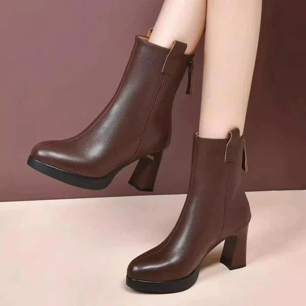 Drune | Stylische Stiefel mit Hohen Absätzen und Spitzer Zehe