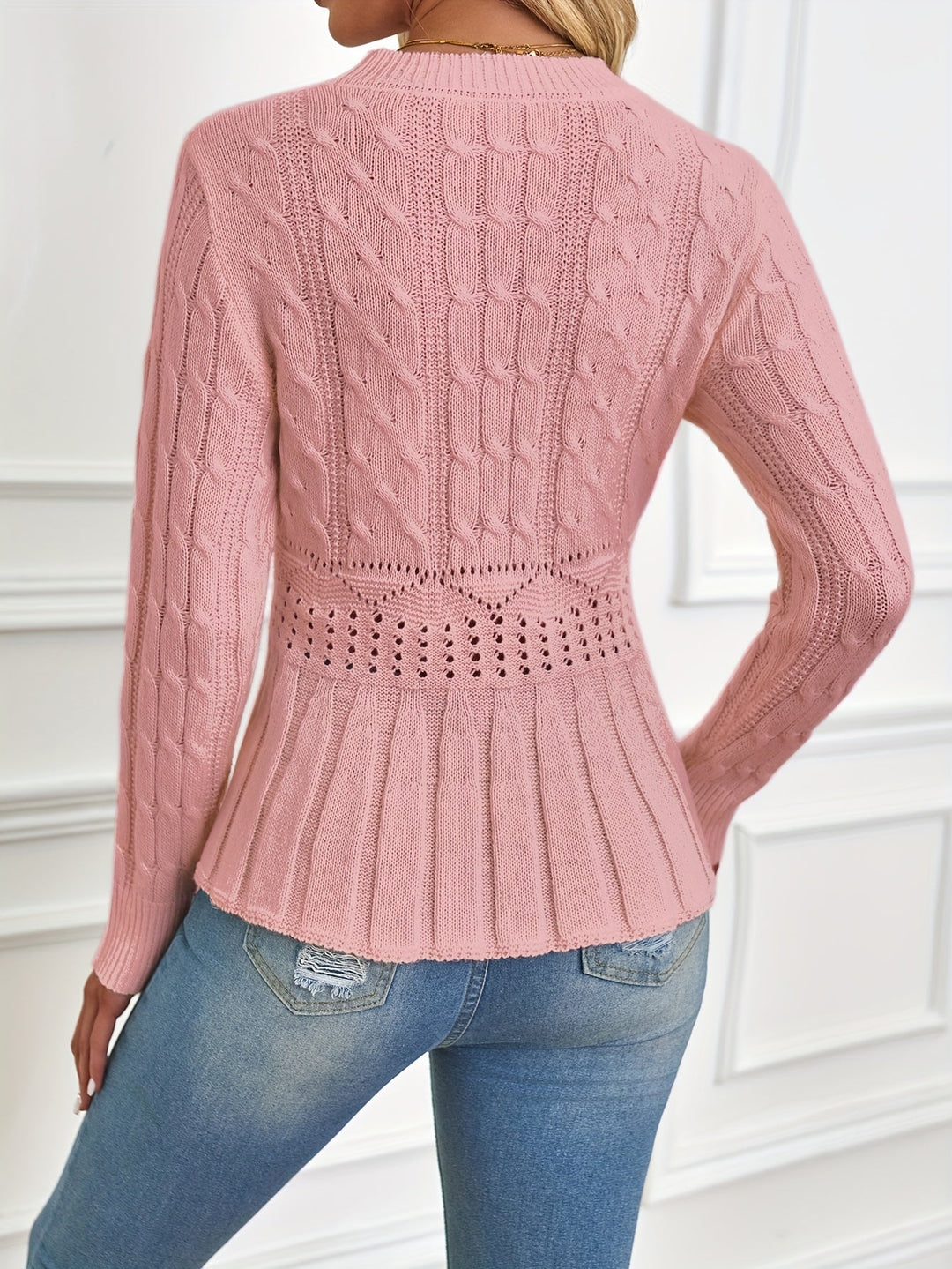 Drune | Robuster Kabelstrickpullover mit Rundhalsausschnitt