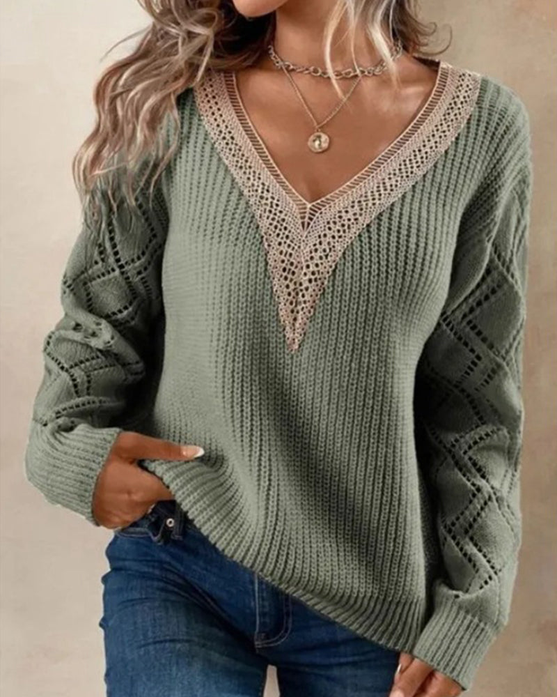 Drune | Stylischer V-Ausschnitt Pullover