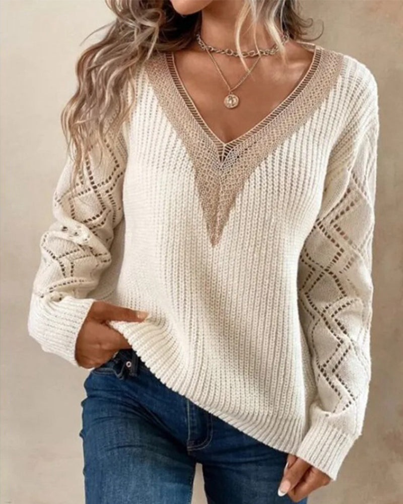 Drune | Stylischer V-Ausschnitt Pullover