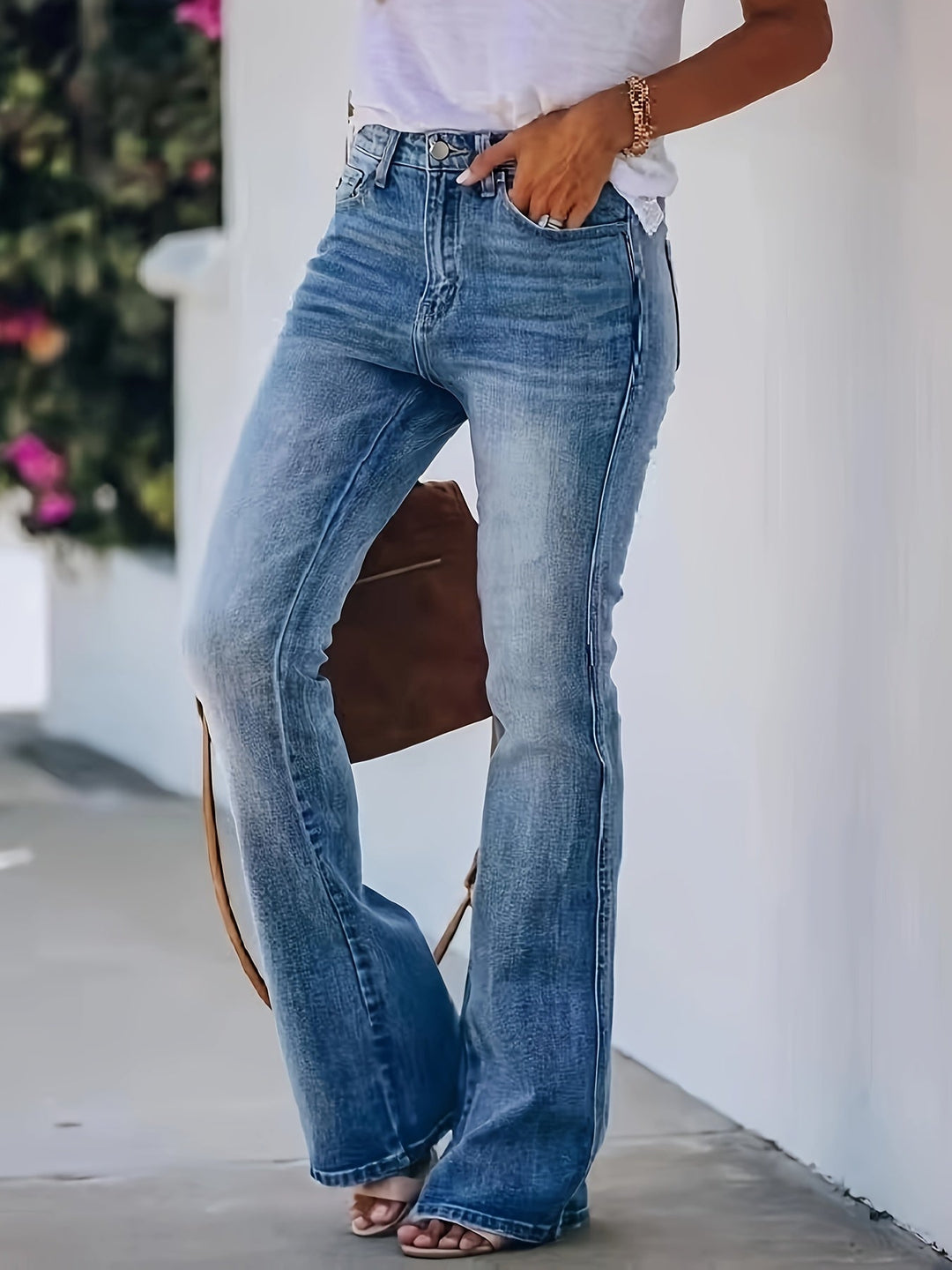 Drune | Hochtaillierte Schlagjeans Für Einen Trendigen Look