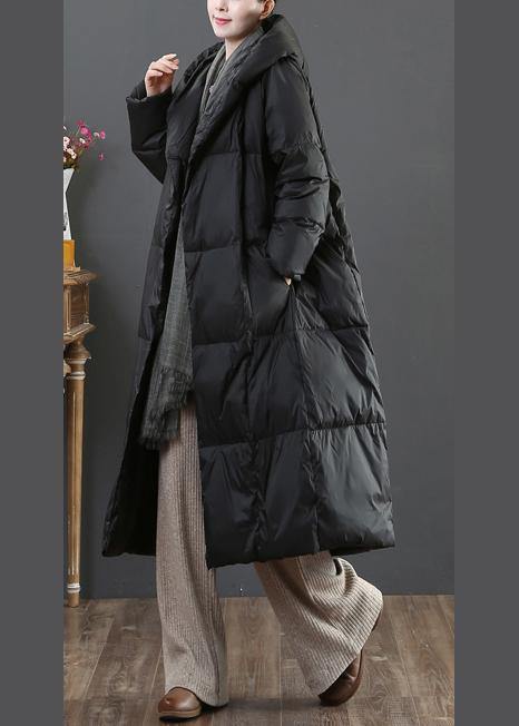 Drune | Locker sitzende Schneejacken Winteroberbekleidung schwarze Kapuze Taschen Gänsedaunenmantel