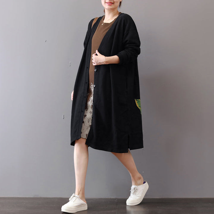 Drune | schwarze Mäntel Übergrößen Drucke Maxikleid Boutique V-Ausschnitt lange Cardigans