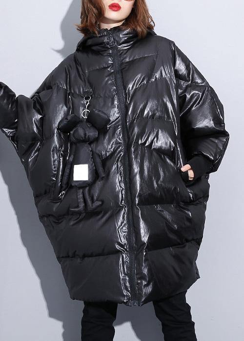 Drune | schwarze Winter-Outwear Übergrößen Mäntel mit Kapuze und Reißverschluss