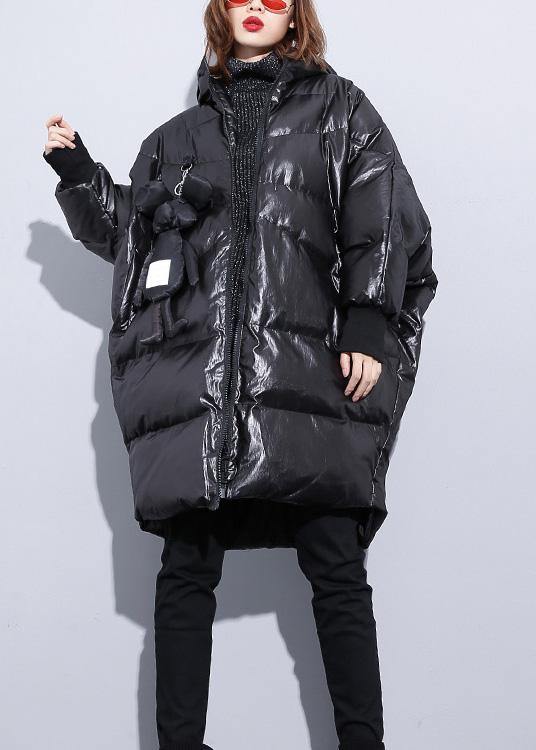 Drune | schwarze Winter-Outwear Übergrößen Mäntel mit Kapuze und Reißverschluss