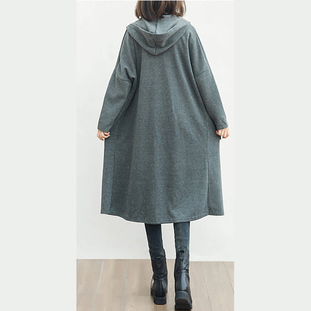 Drune | schwarze Wolloutwear übergroße große Taschen lange Mäntel mit Kapuze