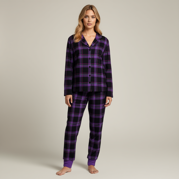 Drune | Weihnachts lila karierte Knopf-Front Pyjamas Paar Pyjamas Sets