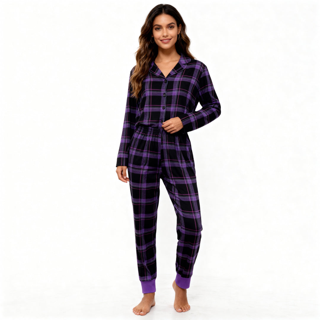 Drune | Weihnachts lila karierte Knopf-Front Pyjamas Paar Pyjamas Sets