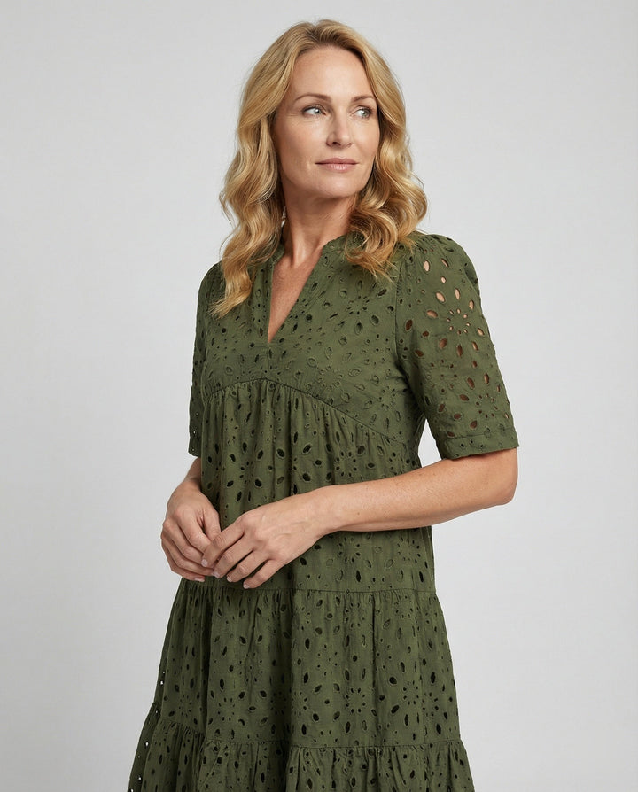 Freizeitkleid Damen mit Lochmuster