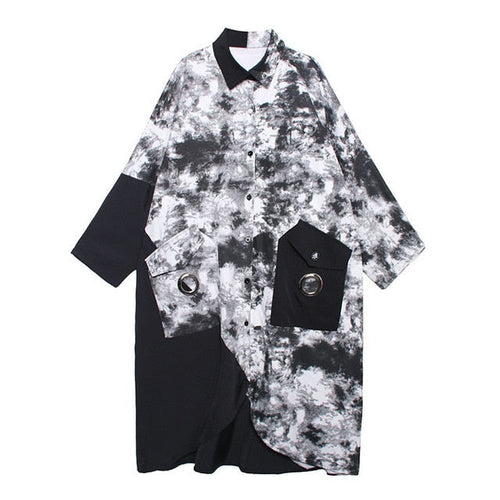 Drune | Wolkiger Nachthimmel Trenchcoat