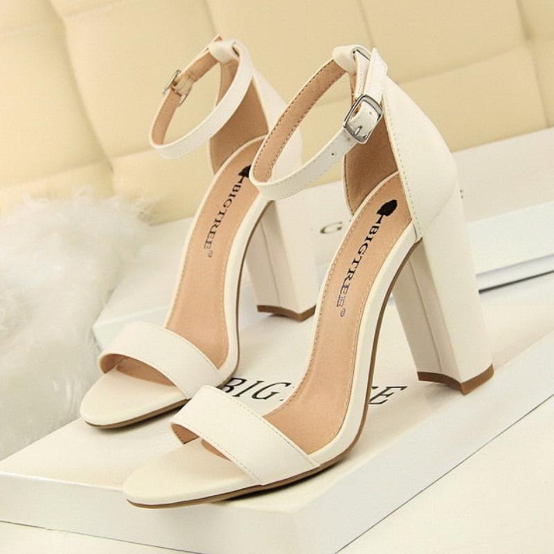 Drune | Buckle Block High Heels Pumps