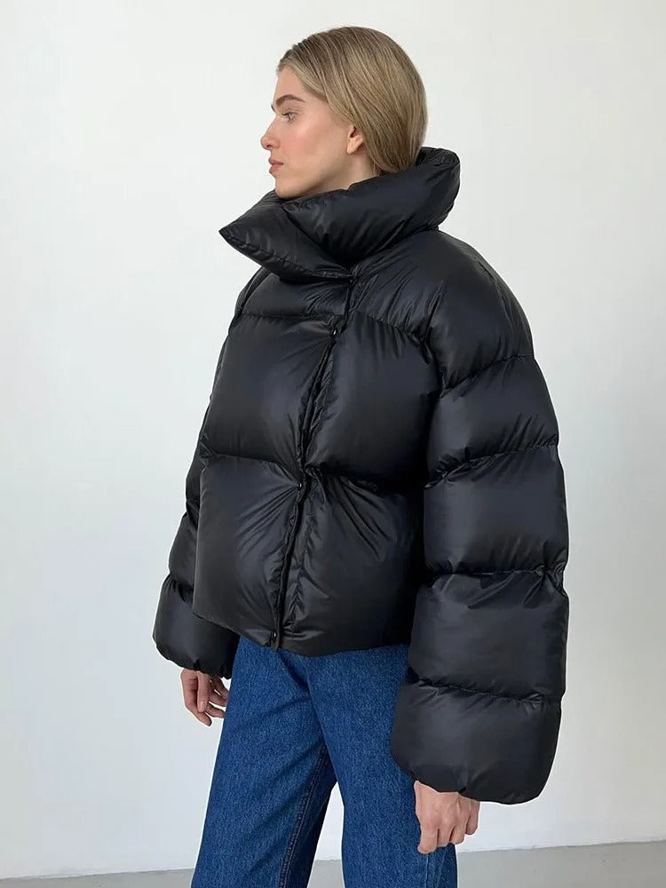 Drune | Modische kurze Damenjacke mit Kapuze und wattierter Baumwollfütterung