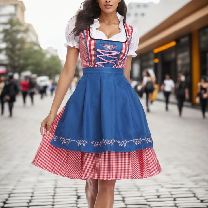 Drune | Oktoberfest Dirndl mit kariertem Muster und kurzen Ärmeln