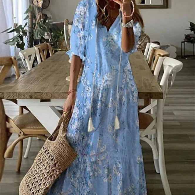 Drune | Maxikleid mit halben Ärmeln und V-Ausschnitt mit Blumenmuster