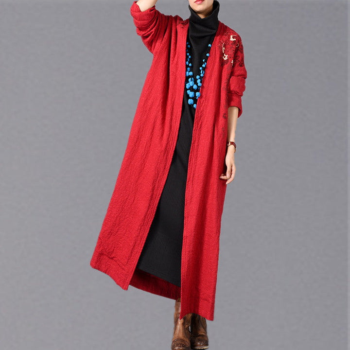 Drune | rote Mäntel Übergrößen Stickerei baggy Trenchcoat Drune | seitlich offene Mäntel