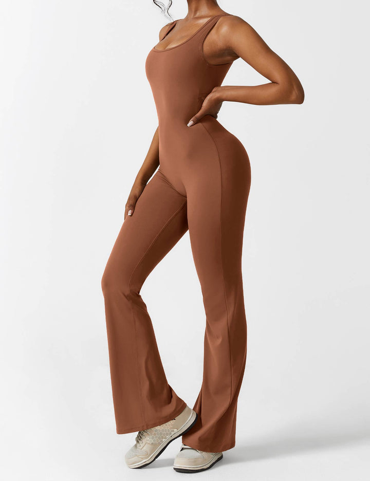Drune | V-Rücken Auslaufender Jumpsuit