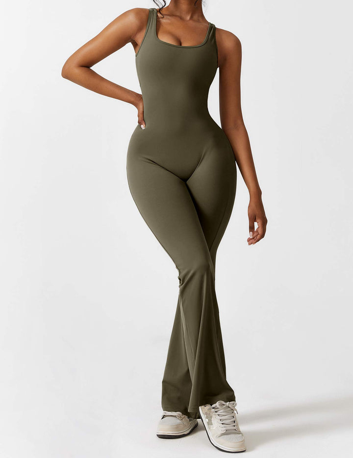 Drune | V-Rücken Auslaufender Jumpsuit