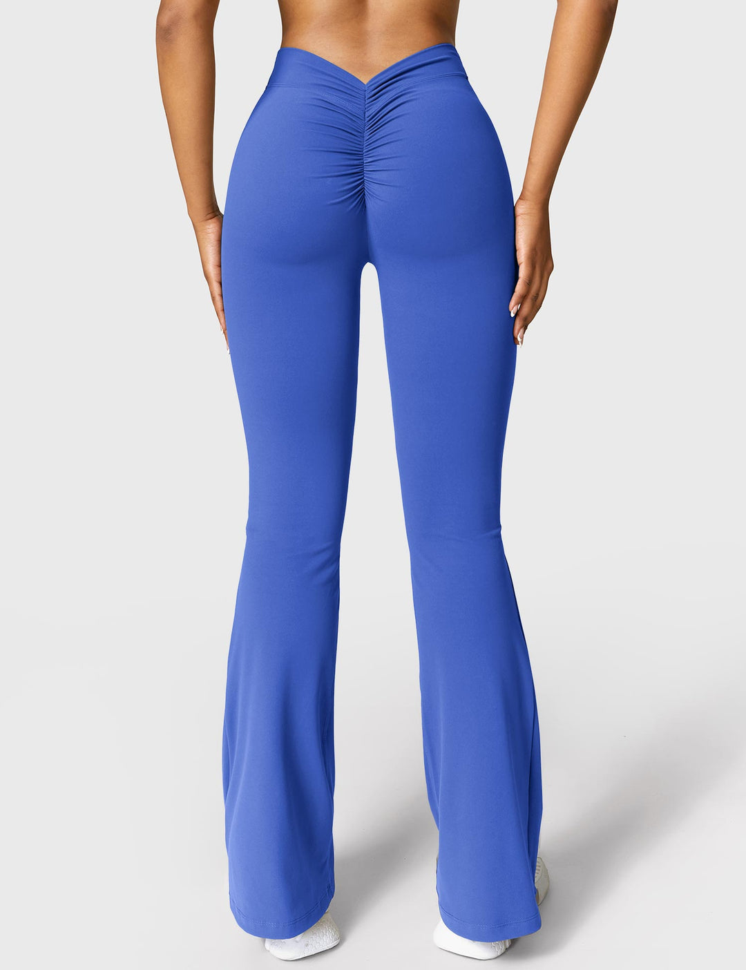 Drune | Ausgestellte Leggings mit V-Ausschnitt