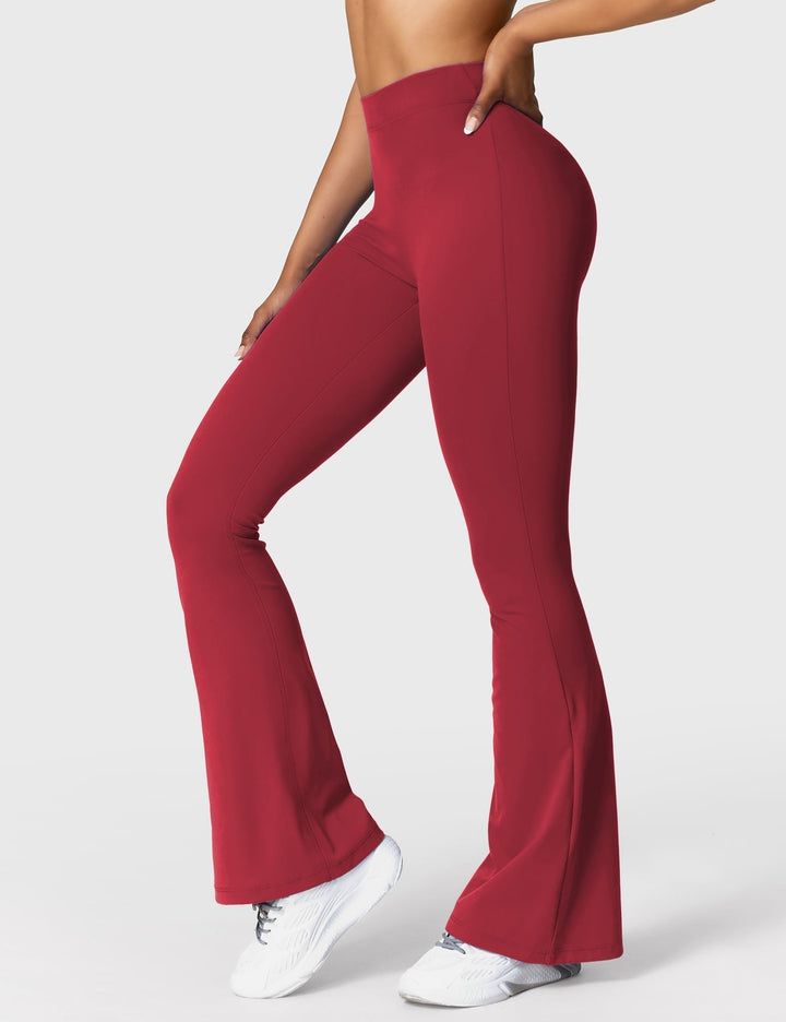 Drune | Ausgestellte Leggings mit V-Ausschnitt