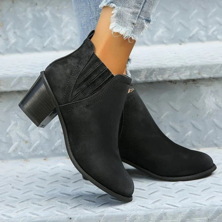 Drune Stiefeletten mit Absatz - Schwarze Stiefeletten mit Absatz - Stiefeletten mit Absatz